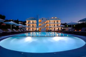 Elegant Suite | V Luxury Suites - Image 2