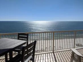 Elegant Beach-Front Penthouse, Beach Club Resort! - Image 2