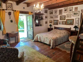 Small house - Image 2