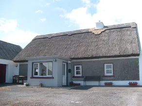 Bridgies Cottage - Image 2