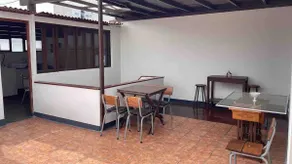 Vintage House 3rd Floor Large Private Terrace Garage - Image 3