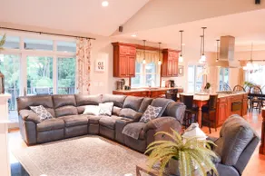 Pine wood retreat - Image 2