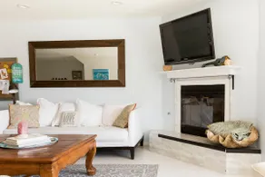 Beach house with Postcard worthy views - Image 2
