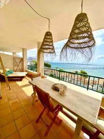 Exclusive penthouse with ocean views - Image 2
