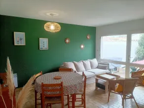 Warm house with heated pool - Image 2
