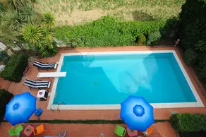 Villa with private pool and Wi-Fi internet - Image 2
