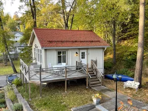 Cozy cabin, neighbour to lake & national park - Image 4