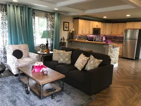 Cody's Guest House - Image 2