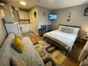 Westend Holiday Let 3 Brecon - Image 2