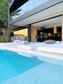 WTF house - Image 5