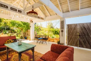 The blue beach house - Image 2