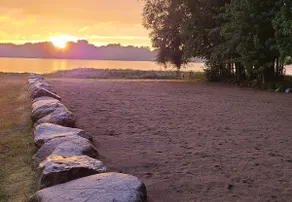 Riverfront Sanctuary | Sunset View & Forest Escape - Image 2