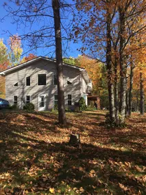 Private Beach Haven with Large Lakehouse - Image 2