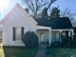 Camellia Cottage - comfort and charm - Image 2