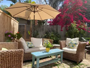 Beautiful Canyon Cottage on  a huge private lot - Image 3