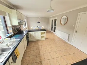 Spacious 3 bedroom Home in Galway City - Image 2