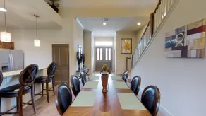 6 Bed, 4 Bath perfect for group or large family - Image 2