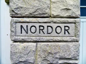 Nordor - lots of parking - Image 2