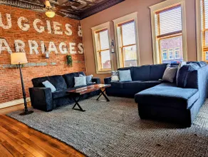 Bremer Avenue Penthouse - Image 3