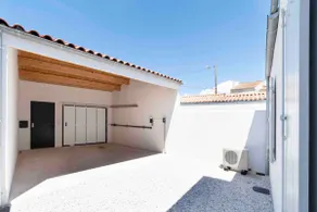 Les Mouettes 5* / Heated pool - Image 2