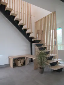 Hus i grønne omgivelser med fantastisk udsigt over søen og 80 m fra dens strande! - Image 4