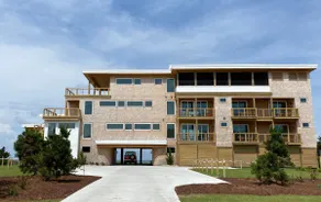 New Modern Waterfront Home w Saltwater Pool - Image 4