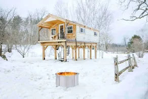 Lovers Honey Pond Treehouse with hot tub & sauna - Image 2