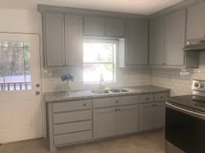 🔆Modern Hidden Gem Gated 2bdrm 15 min Fr DWTN H - Image 2