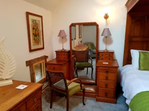 Longbarn Cottage 3 ensuite double rooms Derbyshire - Image 4