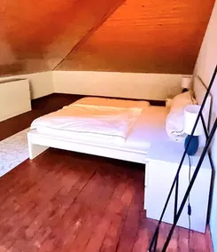 Charming attic apartment in Gabicce Mare - Image 2