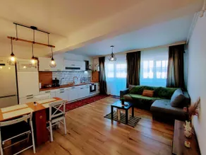 River side apartment with terrace - Image 3