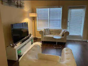 Cozy and Quiet Gem Near Perimeter Mall - Image 4