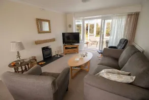 Fairwinds, Bembridge, Lovely House And Gardens. - Image 4