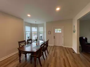 1st Floor Spacious Apartment in Williams Bay - Image 5