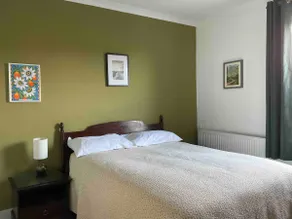 Terraced Garden House Three Bedrooms - Image 3