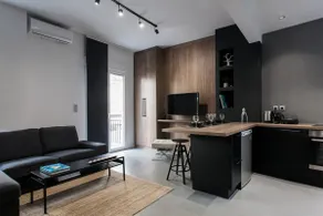 Porsche Luxury Flat under Acropolis - Image 2
