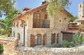 Rustic House in the Ojo Guareña Natural Park - Image 4