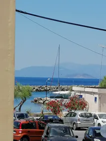 Aegina Port Apts 5-Apartment in Port 5 - Image 4