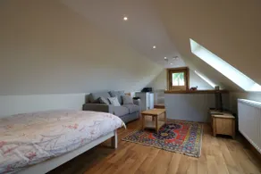 Idyllic retreat, fantastic views with EV charger - Image 4