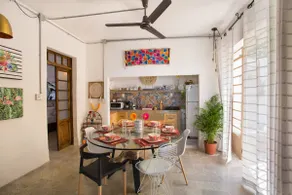 Remodeled colonial house in the Santa Ana neighborhood - Image 2