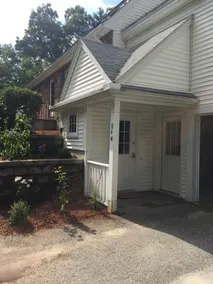 Peaceful, Private 1 Bedroom Apartment, & Porch - Image 4