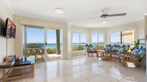 Sunrise Beach 2 Bedroom with Ocean views - Image 2