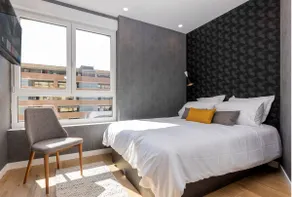 BIG 4 ROOMS in a Centric Home Parking Included - Image 5