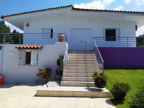 Olga's Country Villa - Image 3