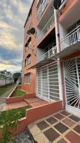 Modern commercial area, 1st floor, 2 bedrooms. - Image 5