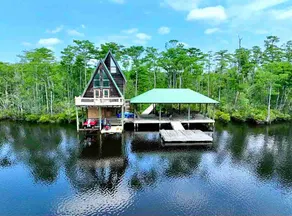 Secluded cabin on the water jetski, kayak & hottub - Image 3