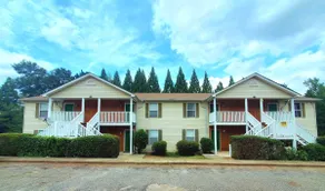 Lovely and spacious, 2 bedrooms and 2 bathrooms - Image 5