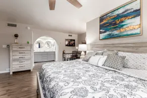 Desert retreat gated, 3 pools, King beds, cable, WiFi, free parking, PAC MAN - Image 4
