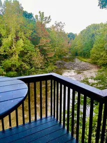 Eagle River Retreat~hot tub~riverfront - Image 4