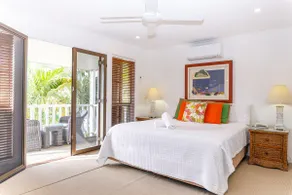 Sandy Beach 15, a 3 bed pool view Noosaville villa - Image 2